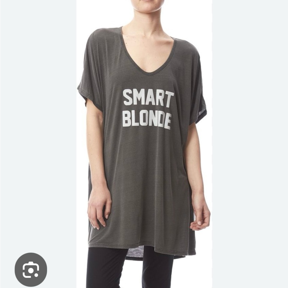 Show me your mumu smart blonde long gray tee shirt size large